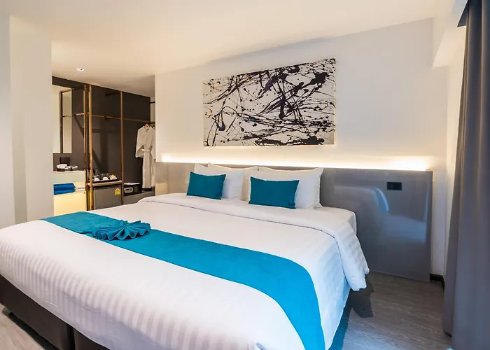 Sora Silom Hotel