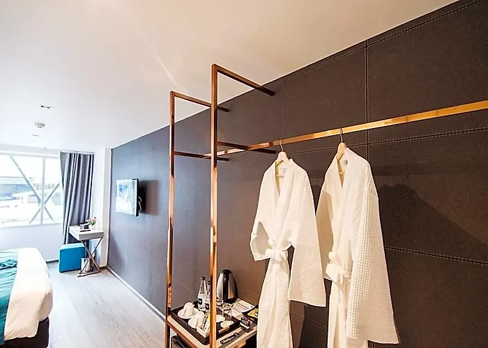 Sora Silom Hotel 4*